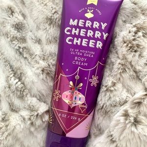 Bath and Body Works Merry Cherry Cheer Lotion
